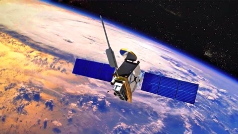 中位协张辉峰会长一行莅临北斗星通调研共话北斗产业高质量发展(图1)