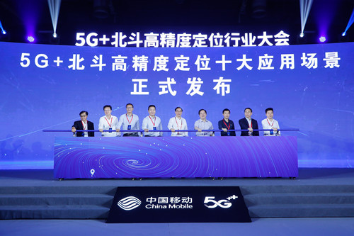垦地同心筑高地科技领航兴粮仓佳木斯国家农高区锚定“四区三高地”绘就发展新画卷(图1)